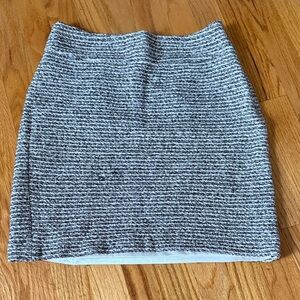 Banana Republic Black and White Tweed Mini Skirt size 2